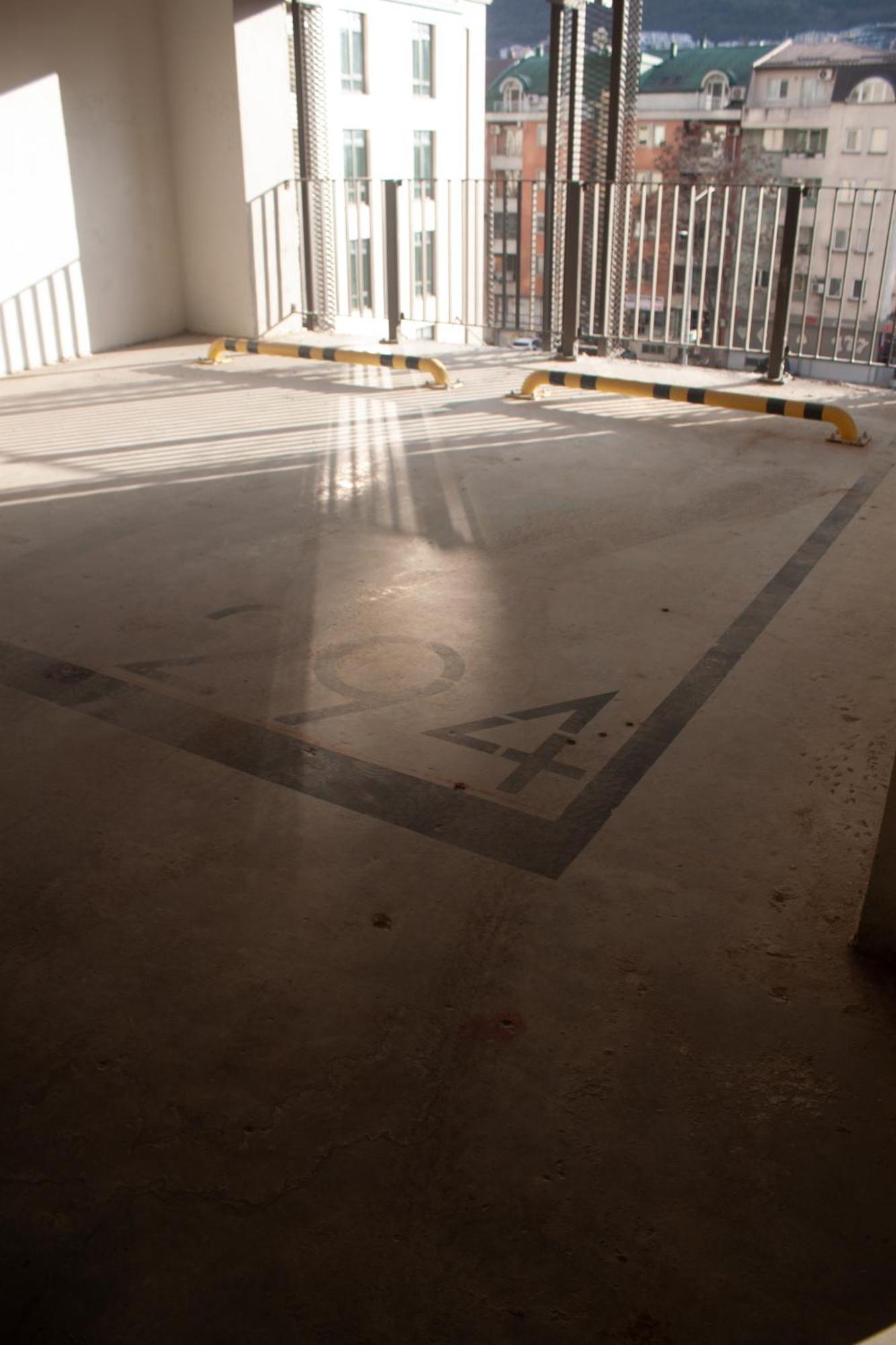 Nina Diamond Limak Appartement Skopje